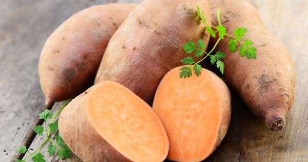 8 Benefits Of Sweet Potatoes, Including Diabetes and Arthritis Treatments! COVER